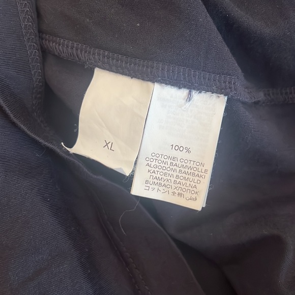 Brunello Cucinelli XL slim fit cotton crew. Pit to pit:22.5" Length:30" - Picture 7 of 10